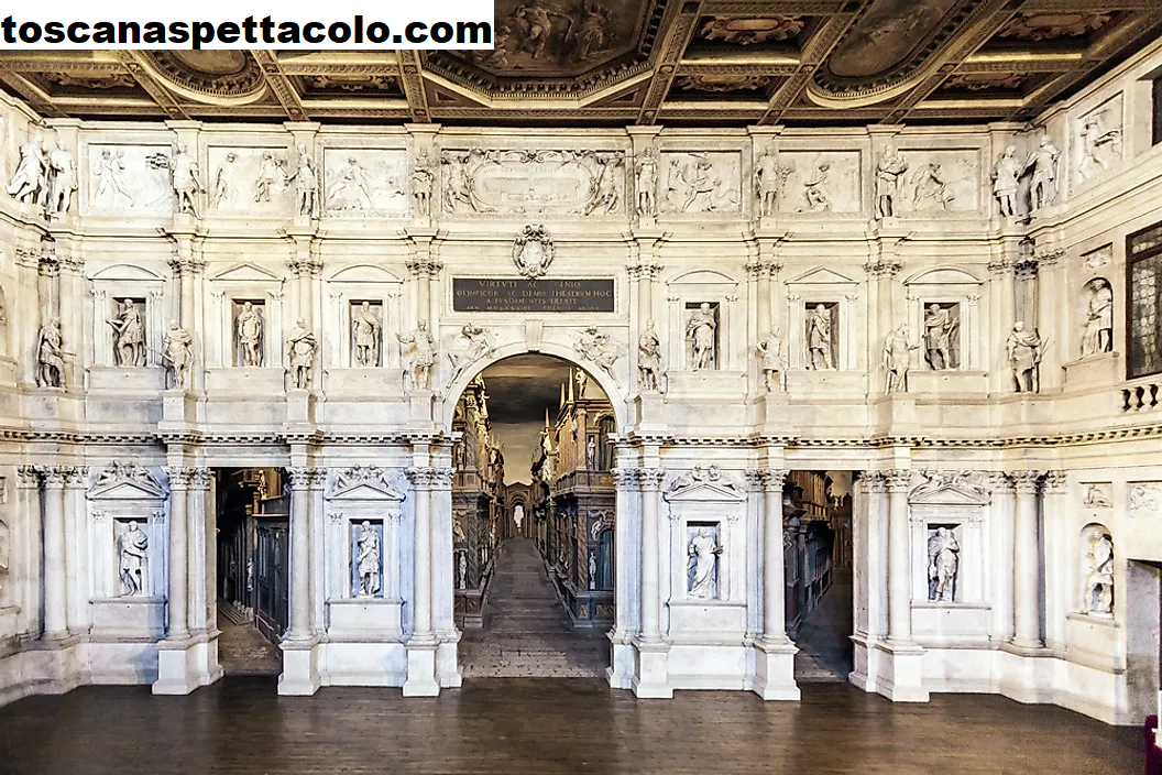 Teater Tertua Yang Ada Di Italia